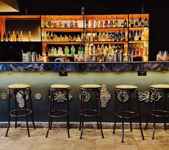 Jekyll & Hyde Jekyll & Hyde