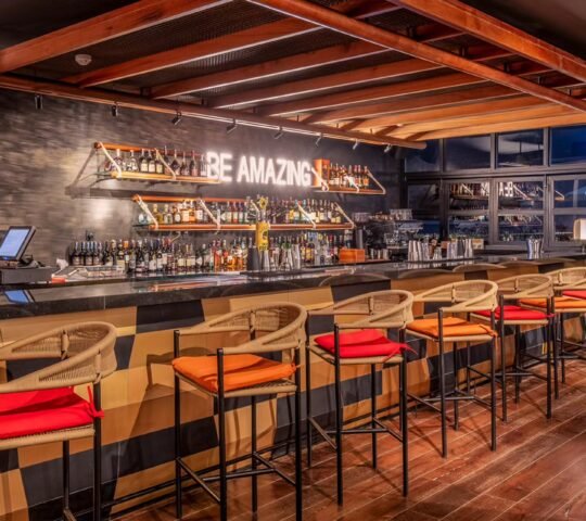 Horizon Rooftop Restaurant & Bar